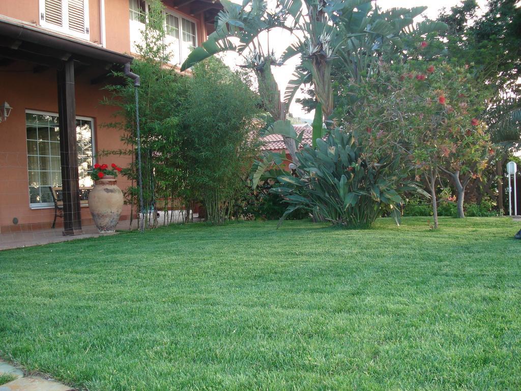 تْشيفالو B&B Villa Di Giorgi المظهر الخارجي الصورة