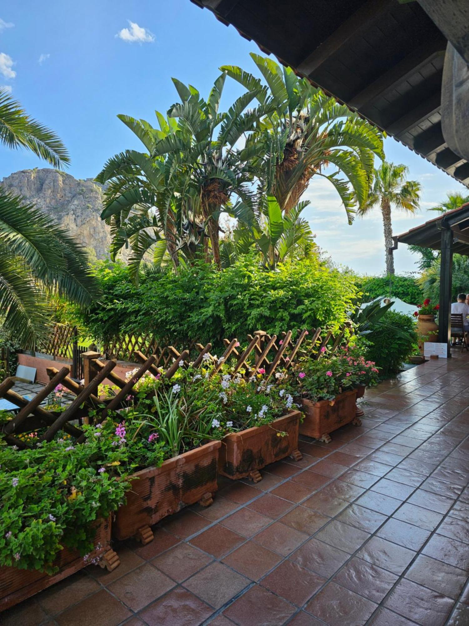 تْشيفالو B&B Villa Di Giorgi المظهر الخارجي الصورة