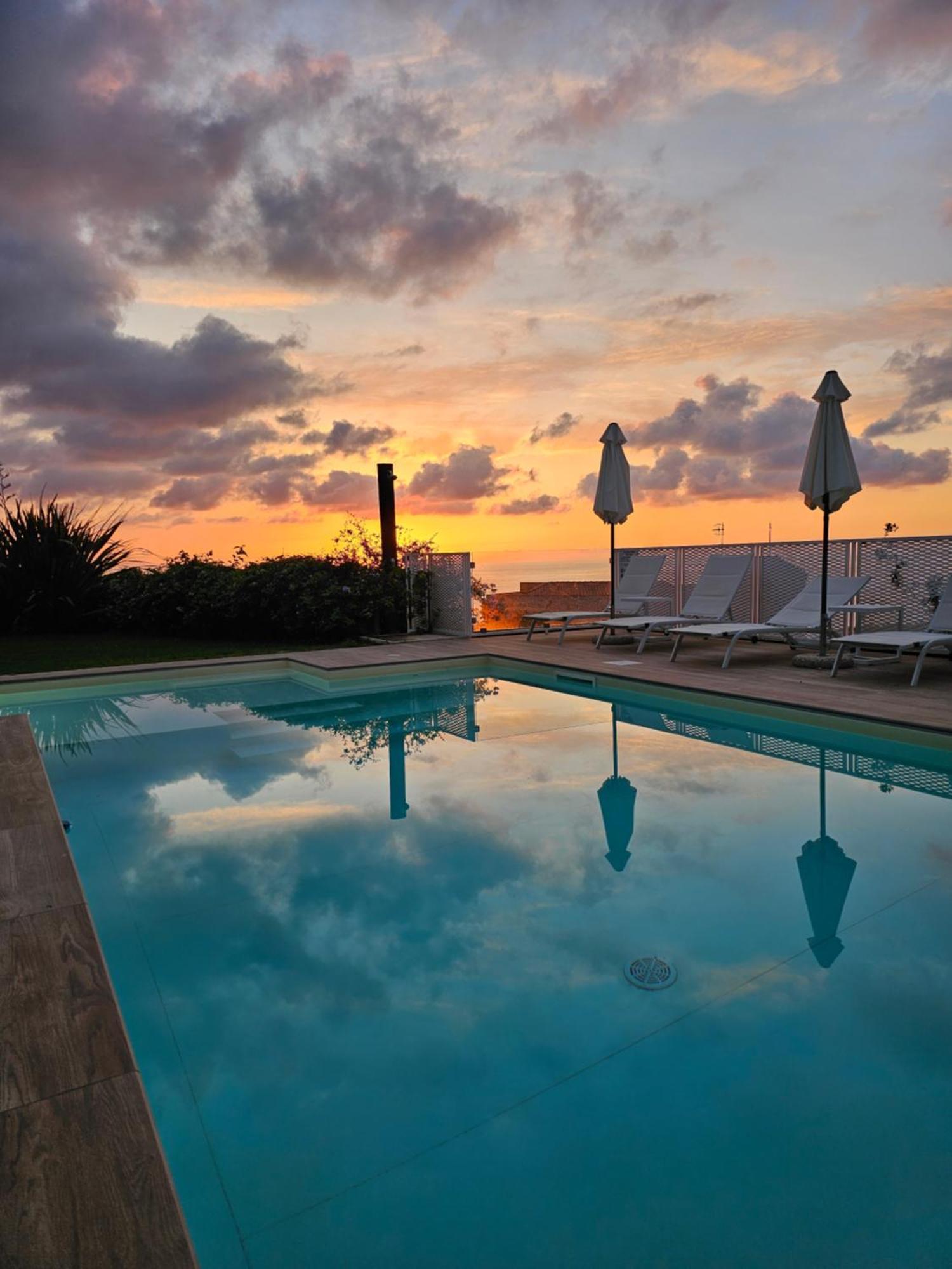 تْشيفالو B&B Villa Di Giorgi المظهر الخارجي الصورة