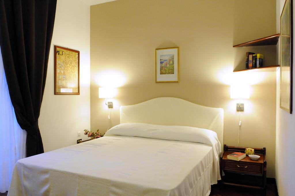 تْشيفالو B&B Villa Di Giorgi الغرفة الصورة