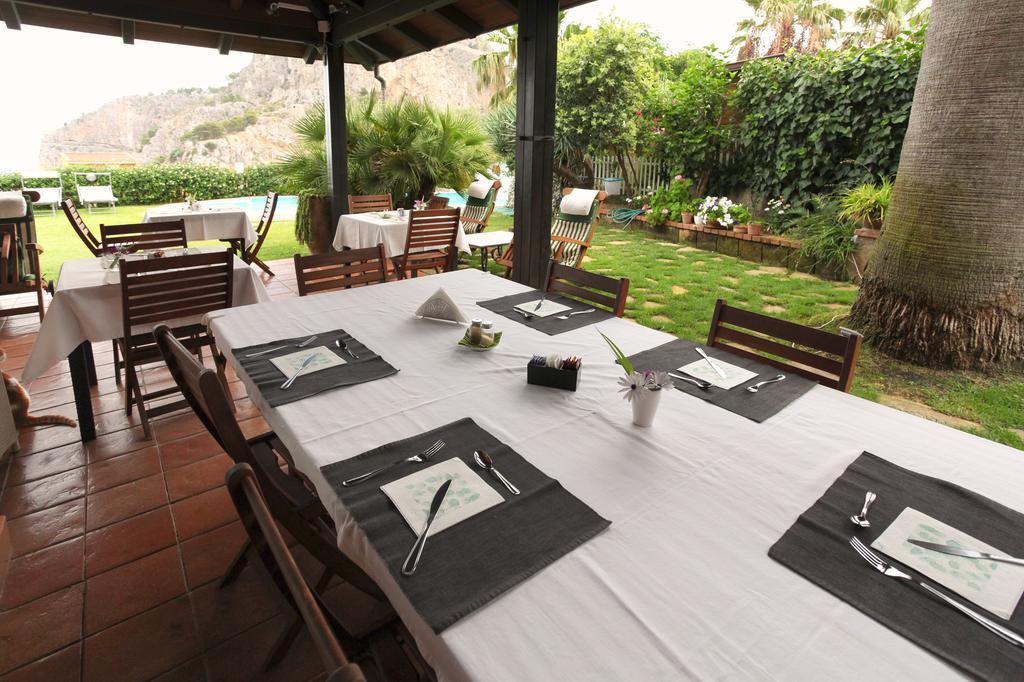 تْشيفالو B&B Villa Di Giorgi المظهر الخارجي الصورة