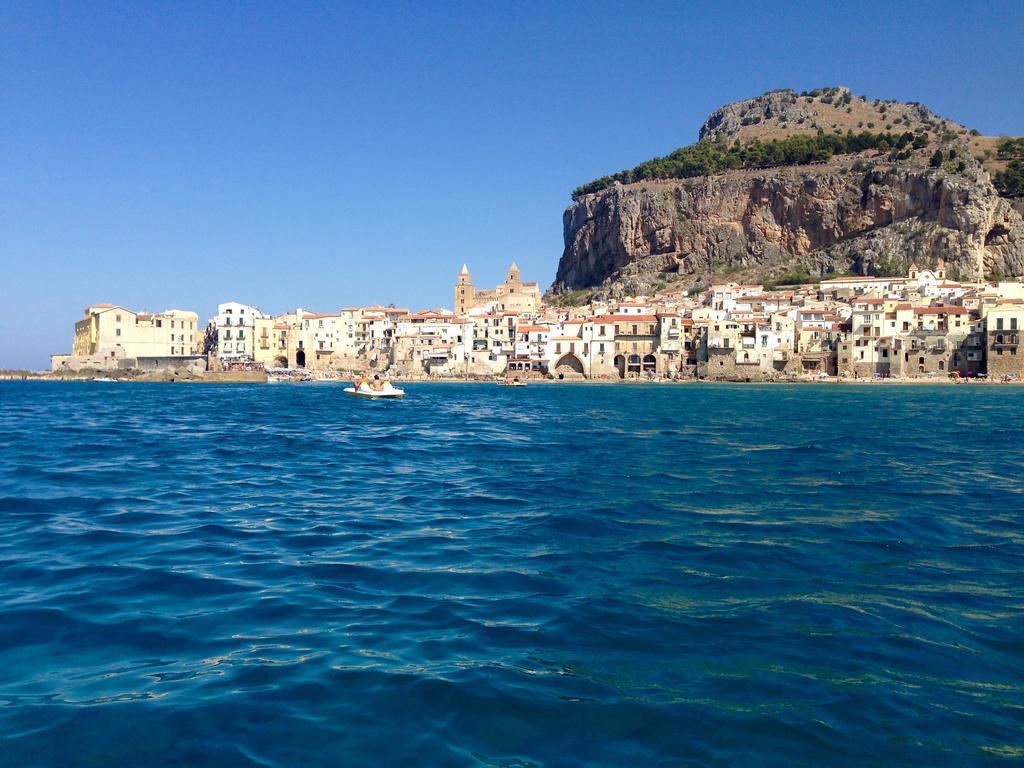 تْشيفالو B&B Villa Di Giorgi المظهر الخارجي الصورة